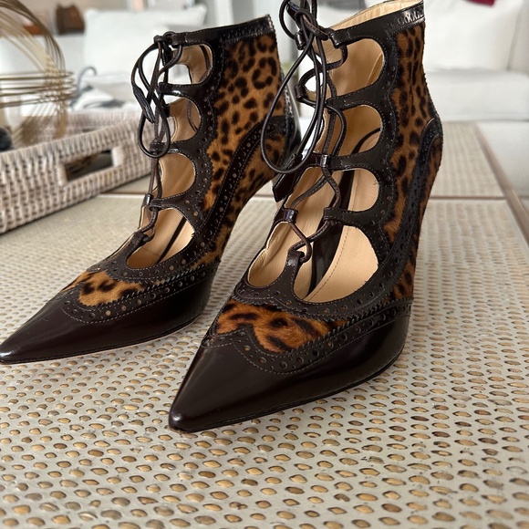 Marion Parke “Miki” Leopard Bootie Heels Size 39 - Picture 1 of 5